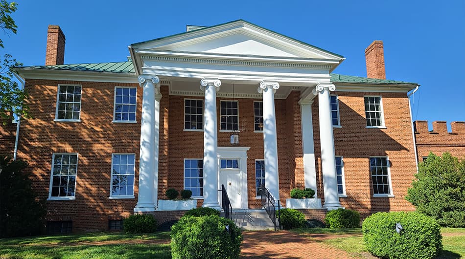 The event was held at the Long Branch Historic House and Farm in Boyce, VA.